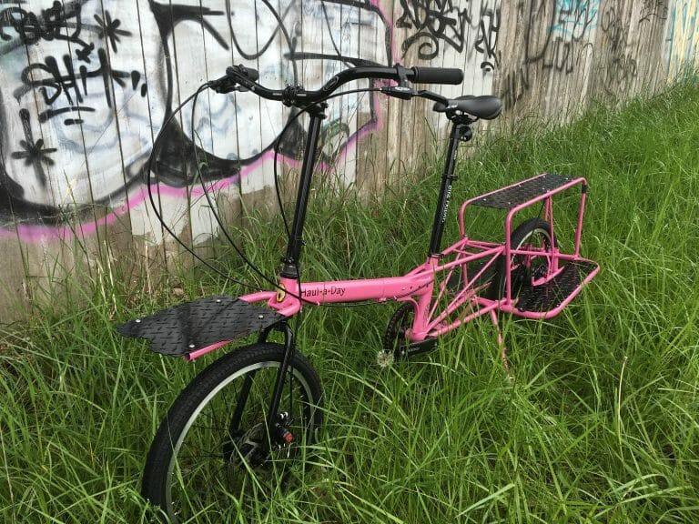 A Slick Custom Paint Job For The Haul-a-Day